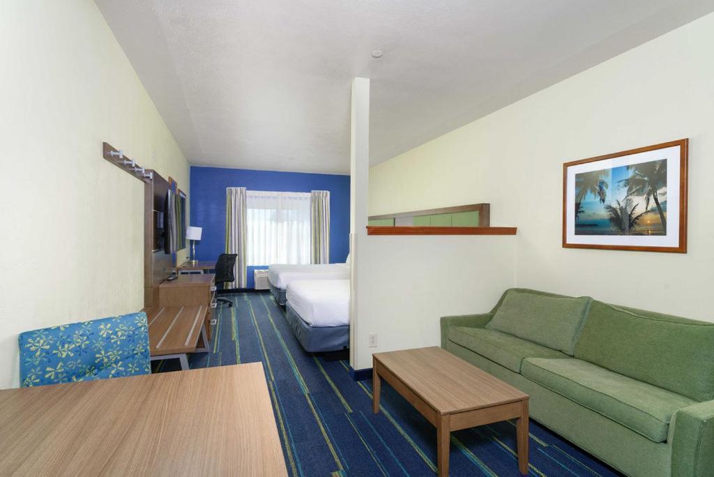 Triple Play Resort Hotel & Suites Hayden Luaran gambar