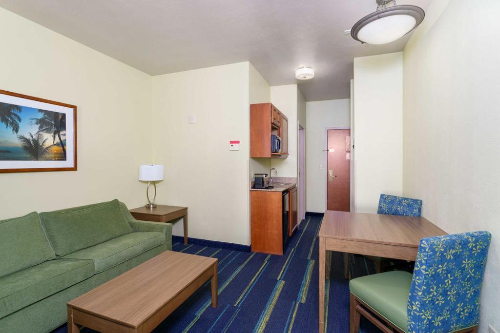 Triple Play Resort Hotel & Suites Hayden Luaran gambar