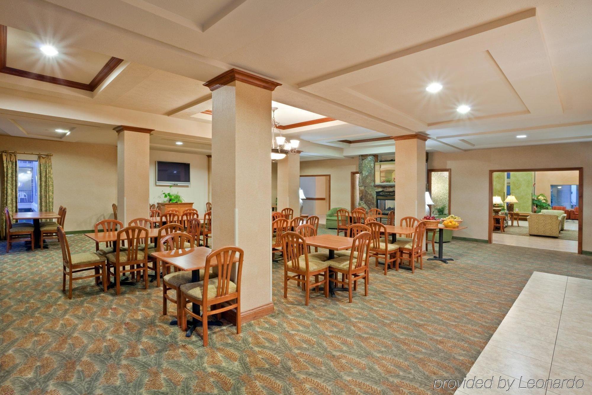 Triple Play Resort Hotel & Suites Hayden Restoran gambar